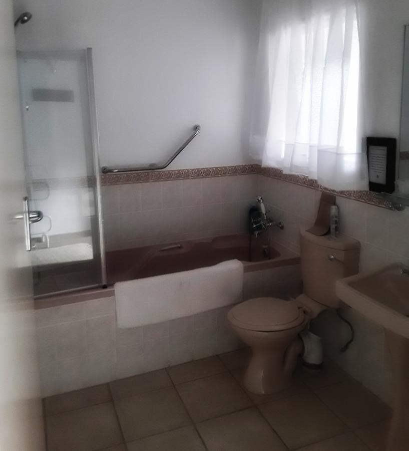 Fijnbos Manor Villa Bettys Bay Bagian luar foto